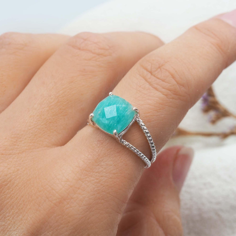 finger wearing sterling silver Apatite Ring - womens gemstone jewellery by australian jewellery brands indie and harper