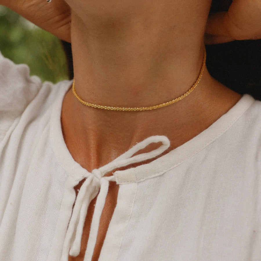 Dainty gold choker necklace - womens jewellery by Australian jewellery brands indie and Harper 