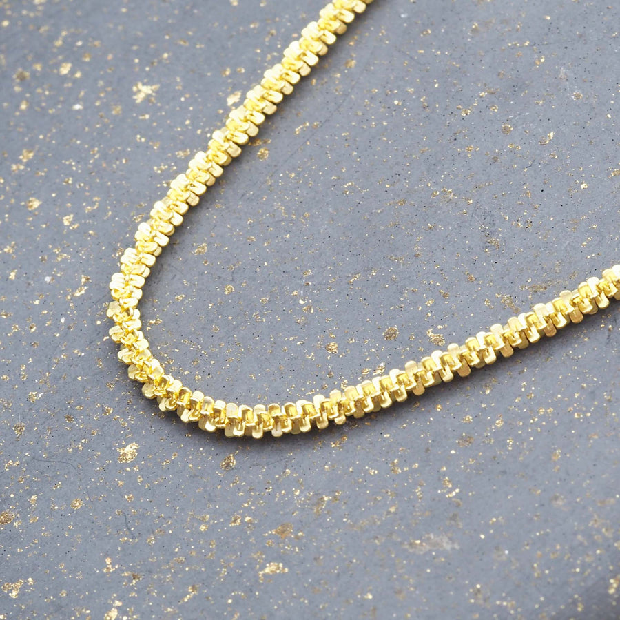 i+h dainty choker necklace - this sterling silver cauliflower chain necklace has beautiful 14k gold plating - dainty jewellery for women online by indie and harper