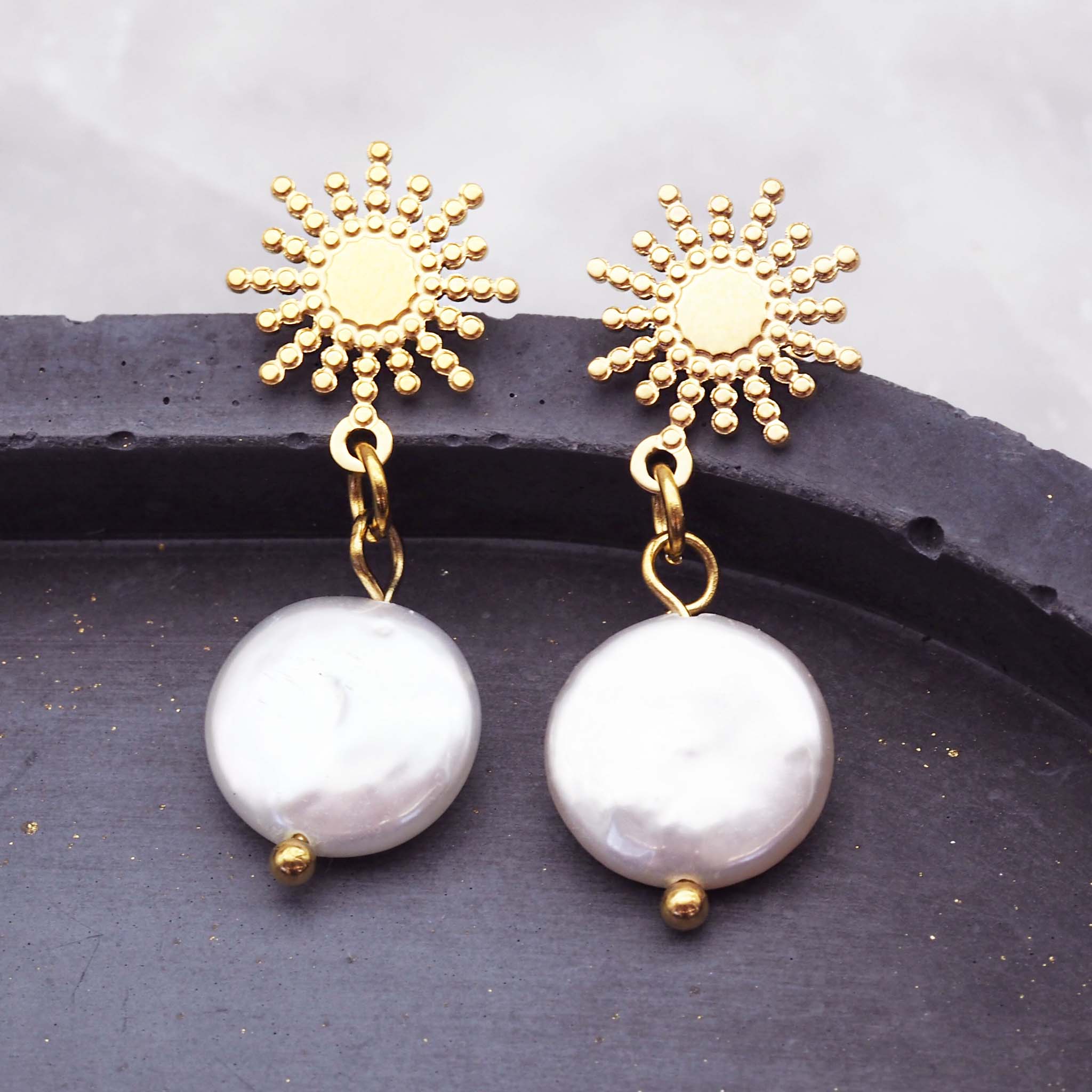 Gold freshwater pearl earrings - gold Pearl jewellery by Australian jewellery brands indie and harper